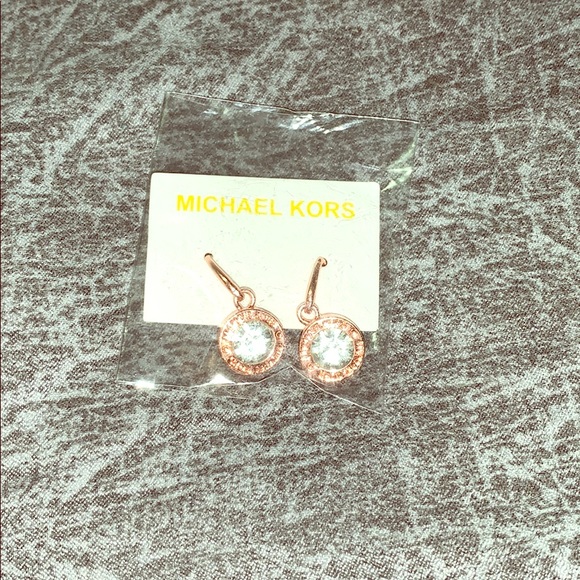 Michael kors earrings - Picture 1 of 2
